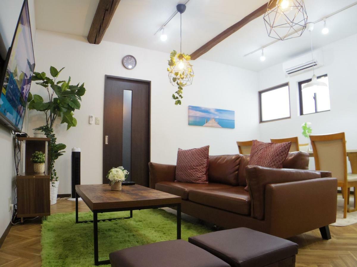 Nao'S House Usj 一軒家貸切 Vila Osaca Exterior foto